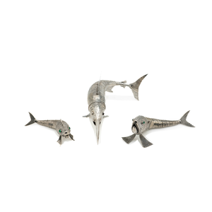 Articulated Silver Fish Boxes