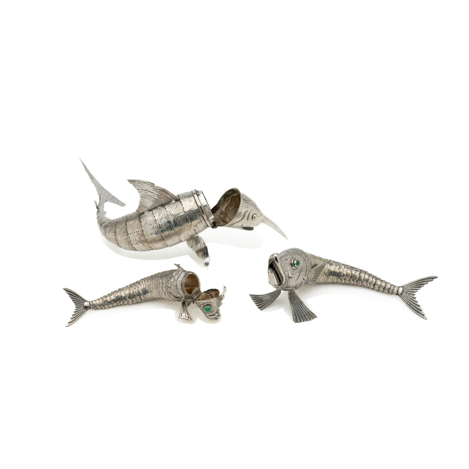 Articulated Silver Fish Boxes