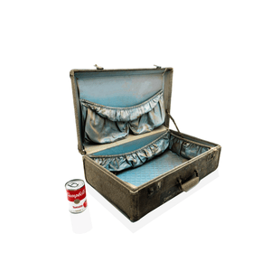 Robert Loughlin, Suitcase