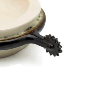 Hermes Ashtray, Stirrup