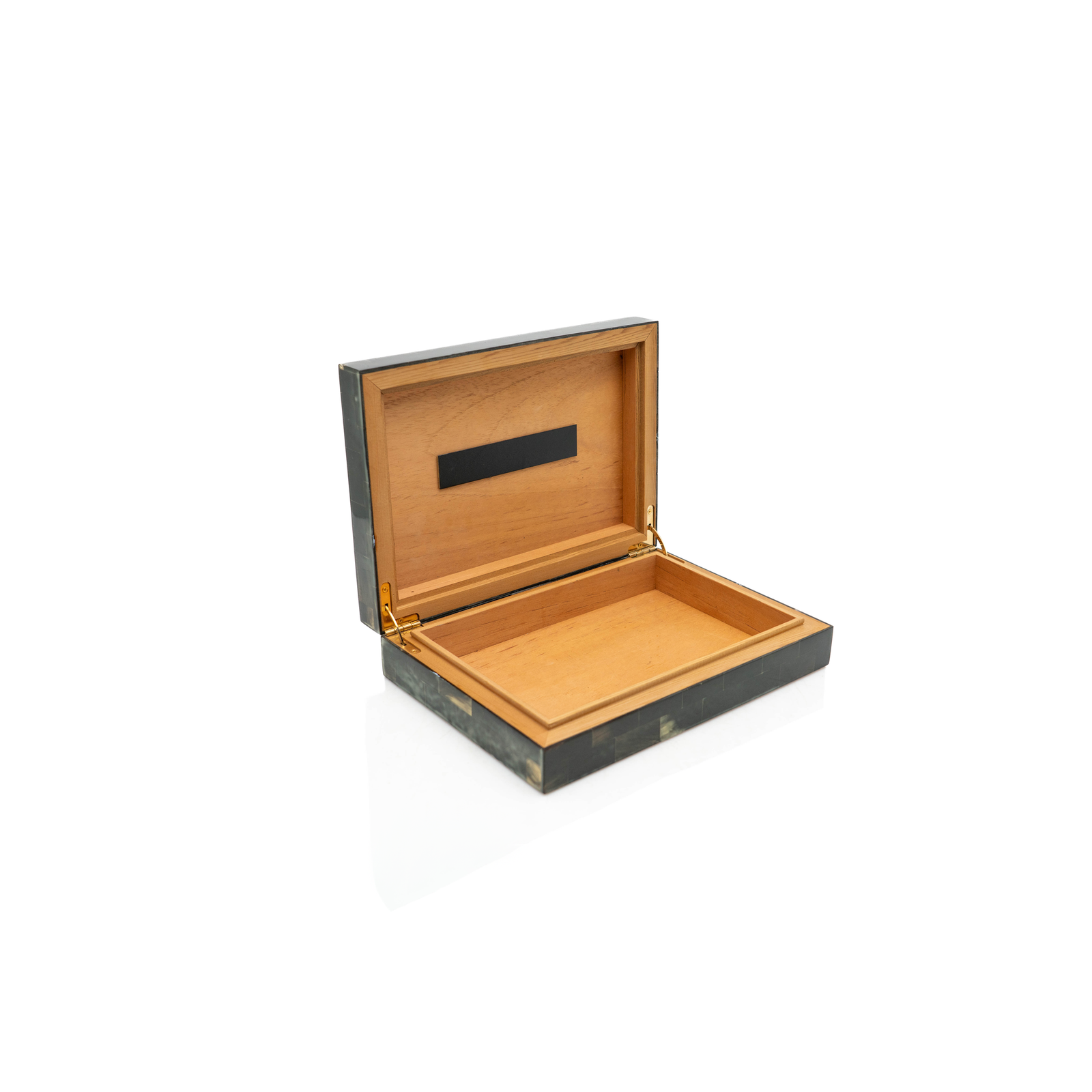 Tessellated Horn Box