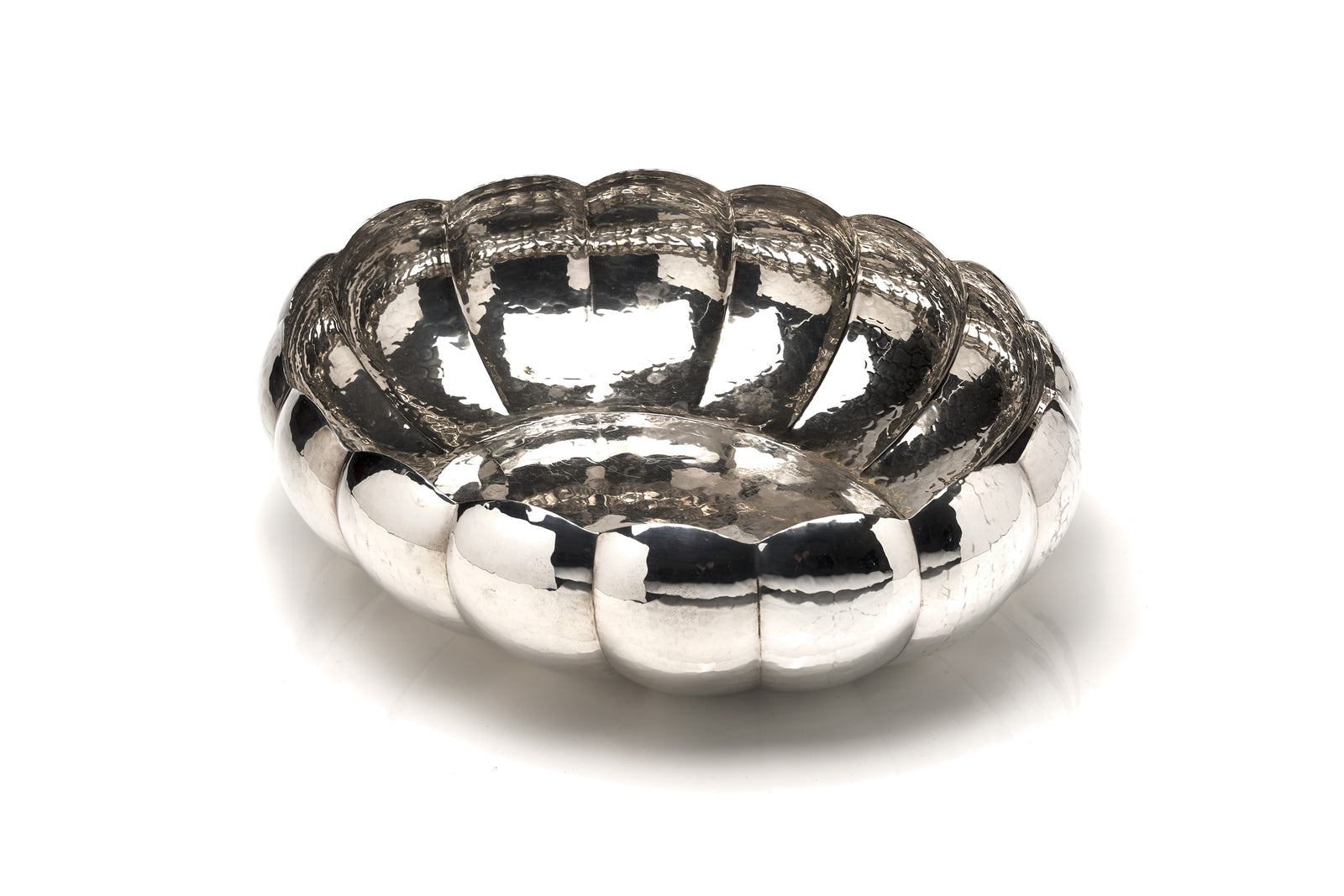 Italian Scalloped Centerpiece